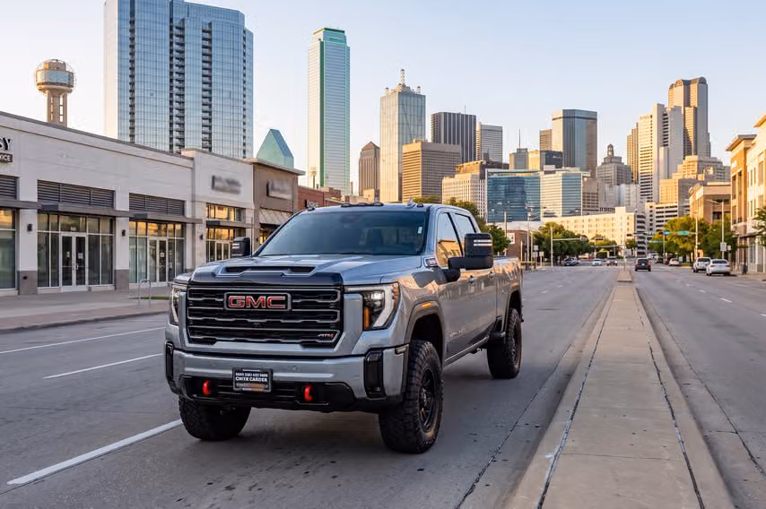 2025 GMC Sierra 2500HD AT4 Crew Cab Image 42