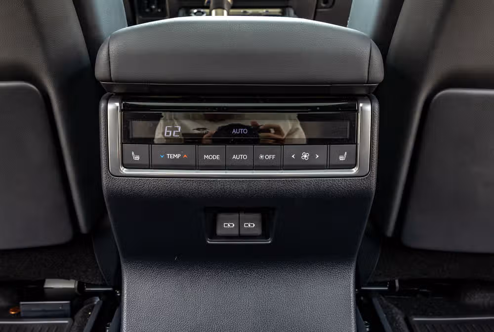 2024 Lexus GX 550 Luxury+ Image 34