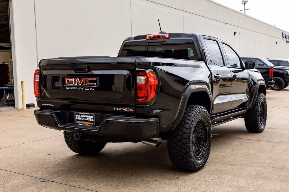 2026 GMC Canyon AT4X Crew Cab Image 10