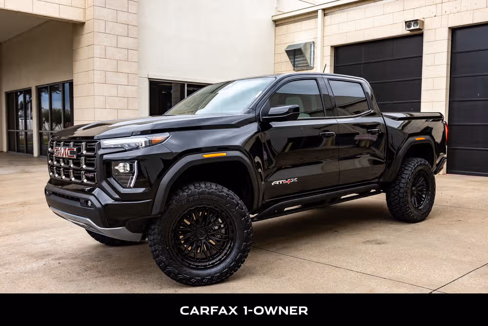 2026 GMC Canyon AT4X Crew Cab Image 5