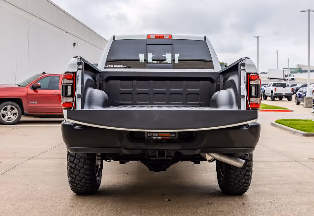 2023 Ram 2500 Power Wagon Crew Cab Image 9