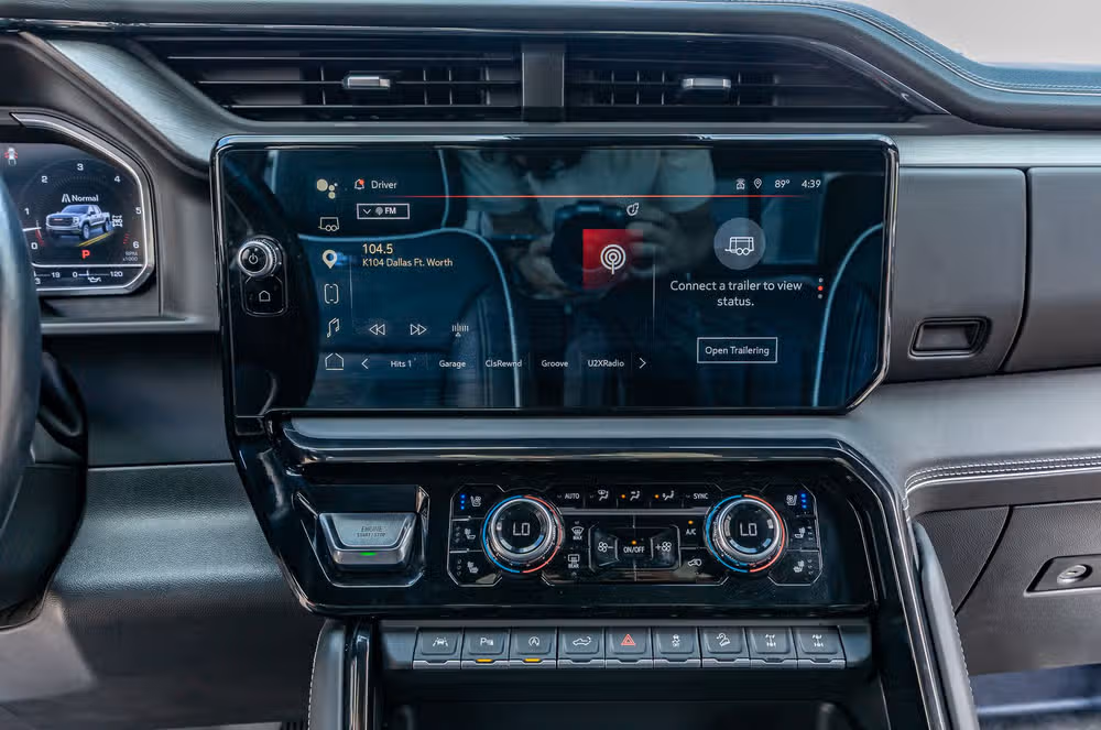 2023 GMC Sierra 1500 AT4X Crew Cab Image 24