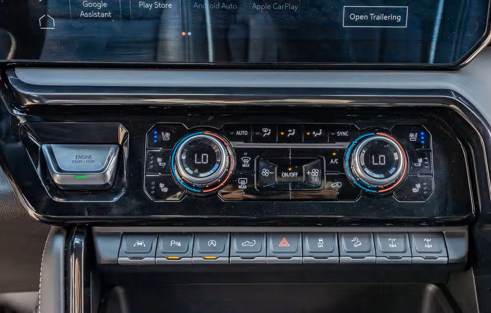 2023 GMC Sierra 1500 AT4X Crew Cab Image 27
