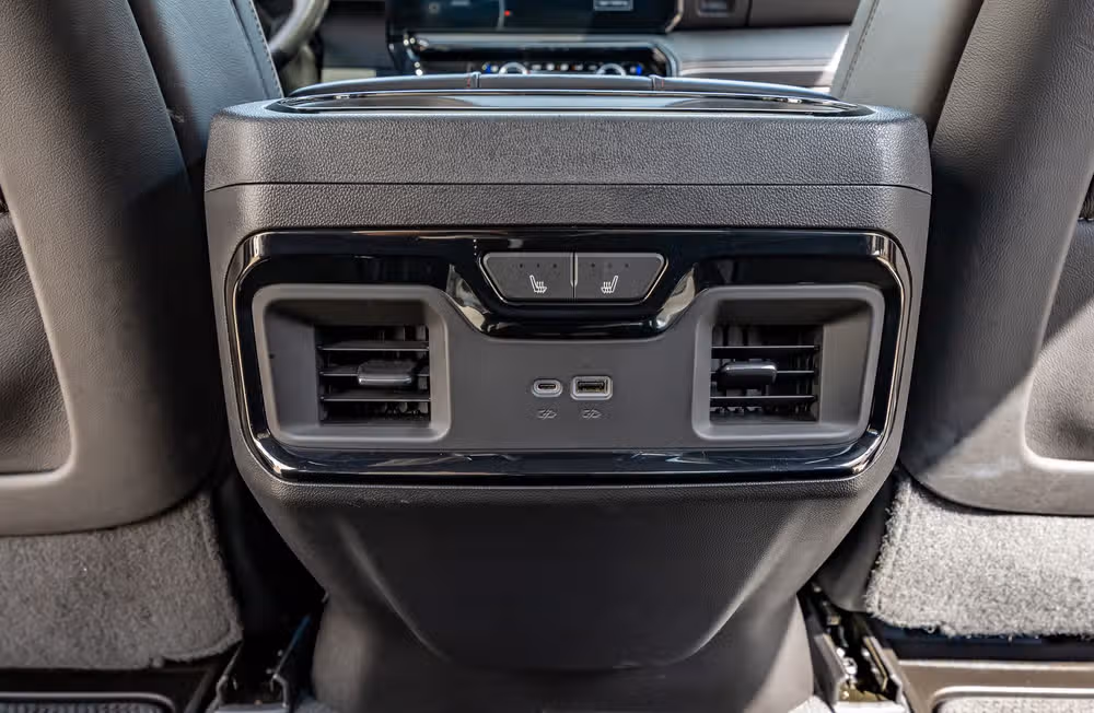 2023 GMC Sierra 1500 AT4X Crew Cab Image 34