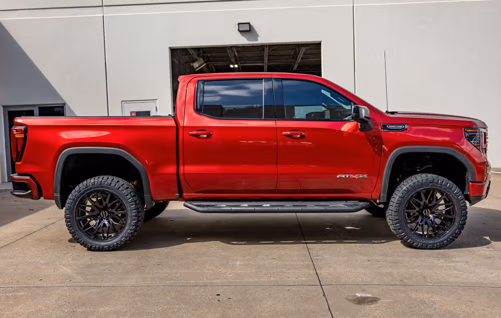 2023 GMC Sierra 1500 AT4X Crew Cab Image 11