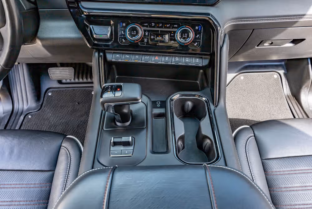 2023 GMC Sierra 1500 AT4X Crew Cab Image 28
