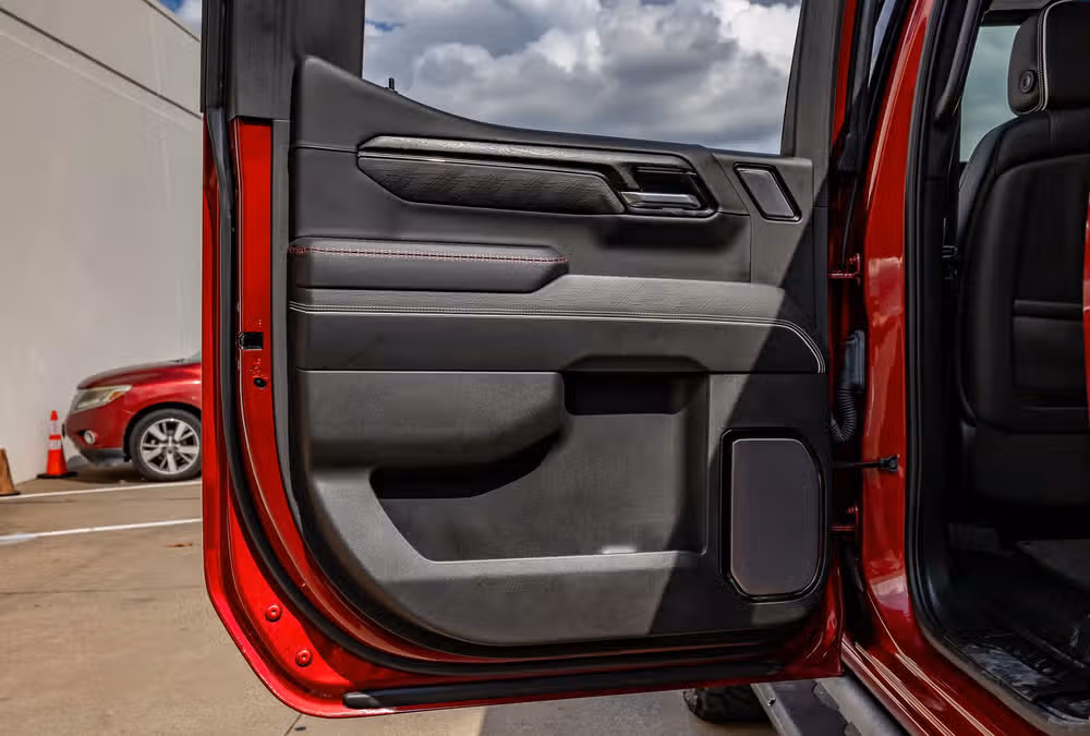 2023 GMC Sierra 1500 AT4X Crew Cab Image 39