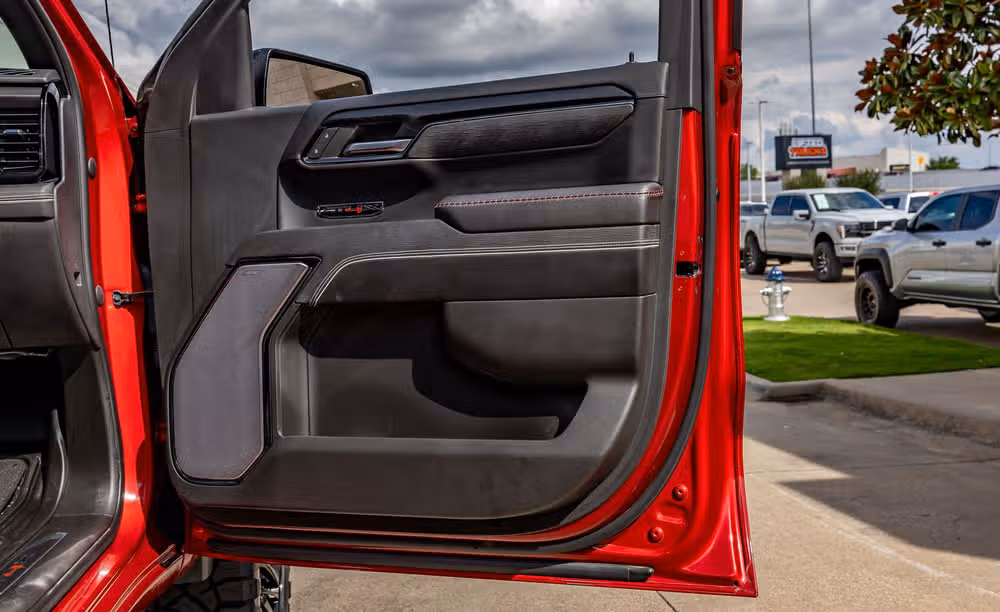 2023 GMC Sierra 1500 AT4X Crew Cab Image 38