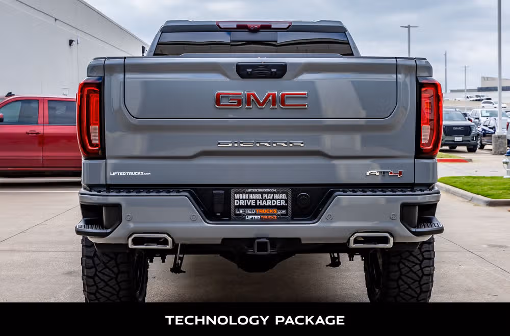 2025 GMC Sierra 1500 AT4 Crew Cab Image 8