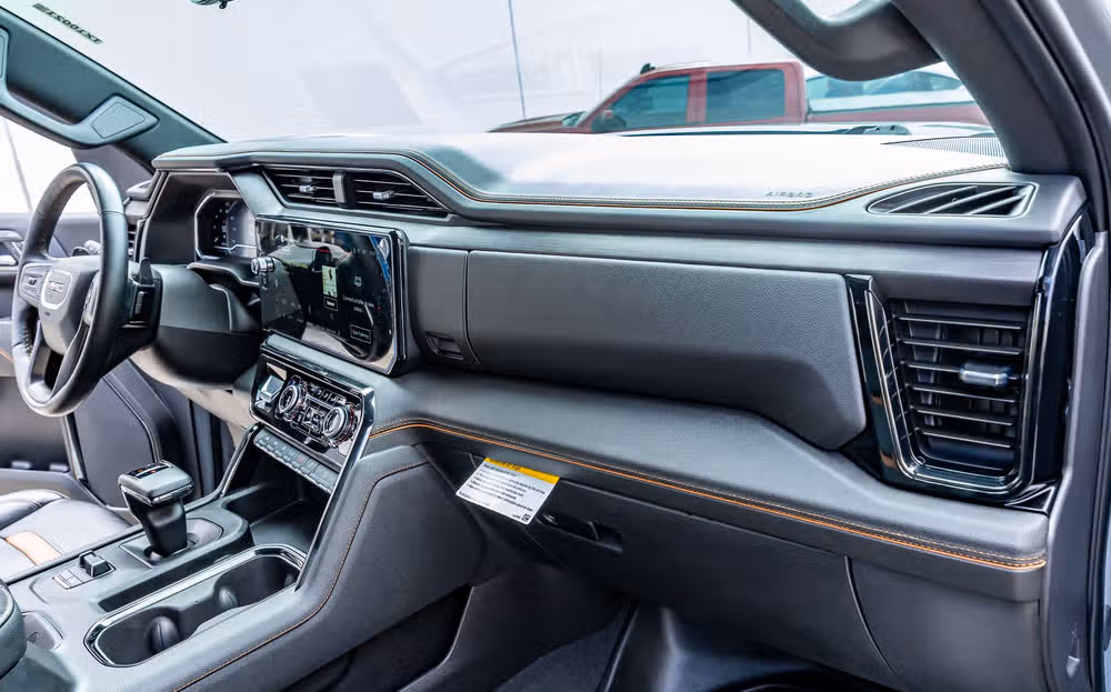 2025 GMC Sierra 1500 AT4 Crew Cab Image 18