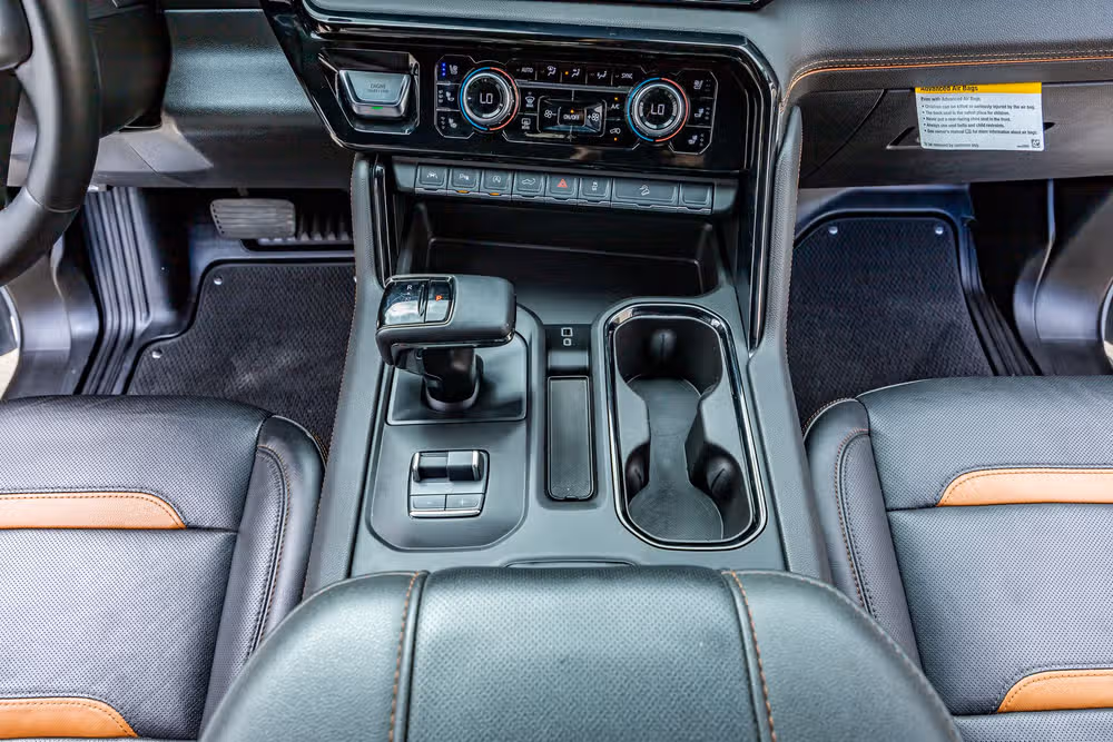2025 GMC Sierra 1500 AT4 Crew Cab Image 28
