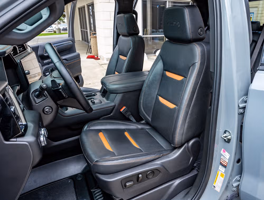 2025 GMC Sierra 1500 AT4 Crew Cab Image 30