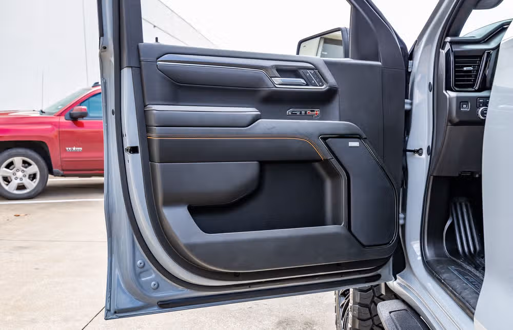 2025 GMC Sierra 1500 AT4 Crew Cab Image 37
