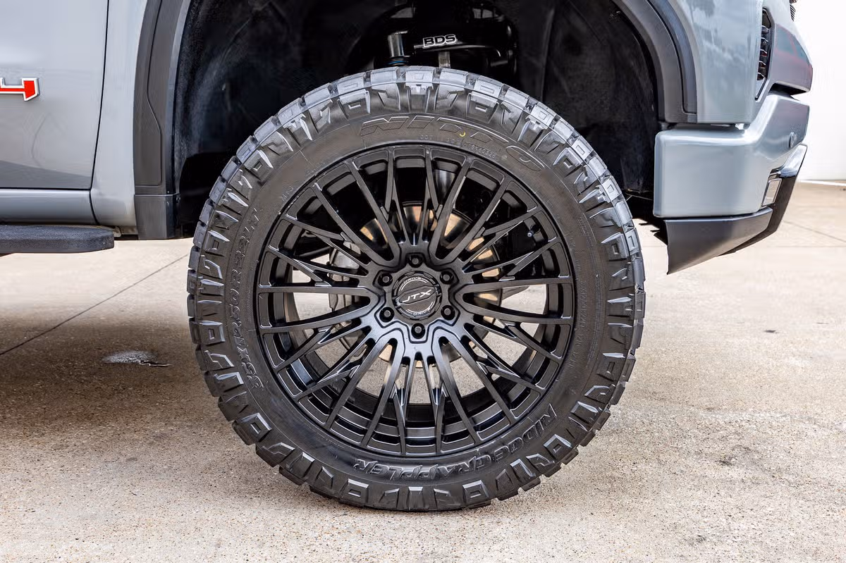2025 GMC Sierra 1500 AT4 Crew Cab