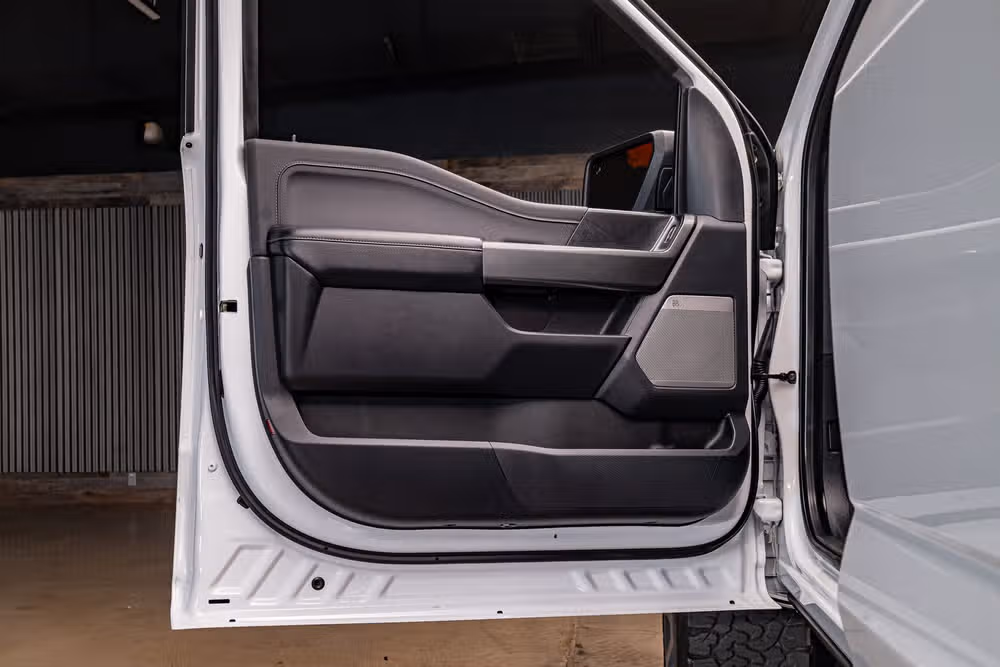 2023 Ford F-150 XLT Black Widow SuperCrew Image 31