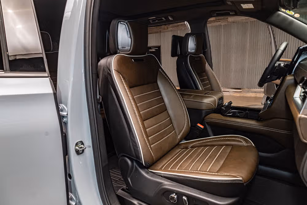 2026 GMC Yukon Denali Ultimate Image 29