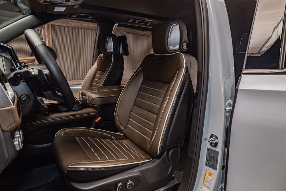 2026 GMC Yukon Denali Ultimate Image 21