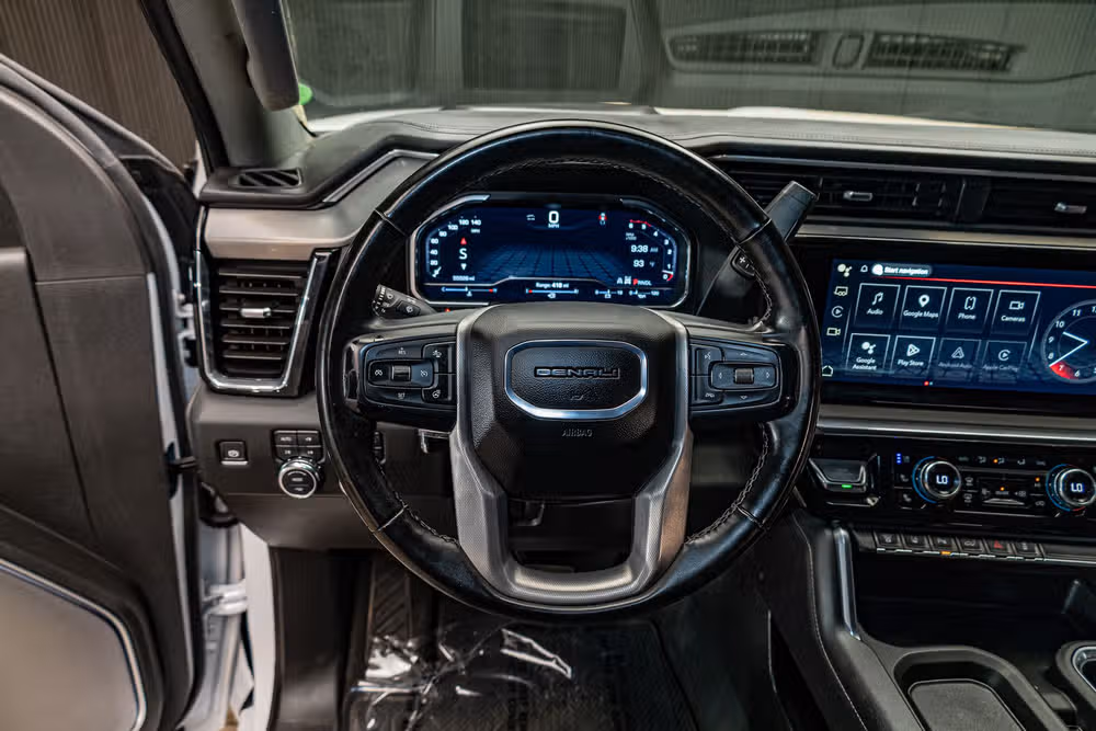 2024 GMC Sierra 3500HD Denali Reserve Crew Cab Image 16