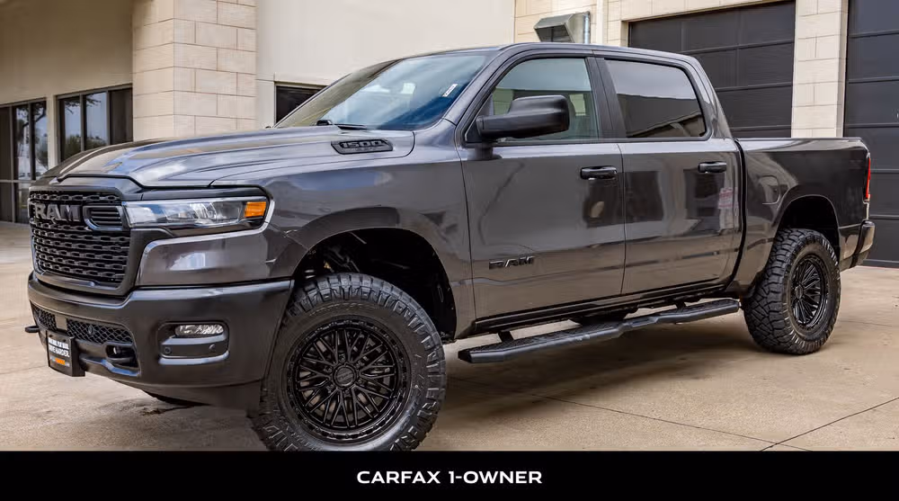 2025 Ram 1500 Warlock Crew Cab Image 5