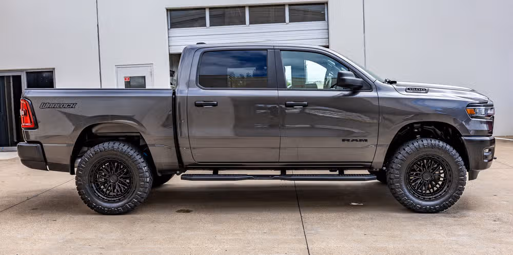 2025 Ram 1500 Warlock Crew Cab Image 11