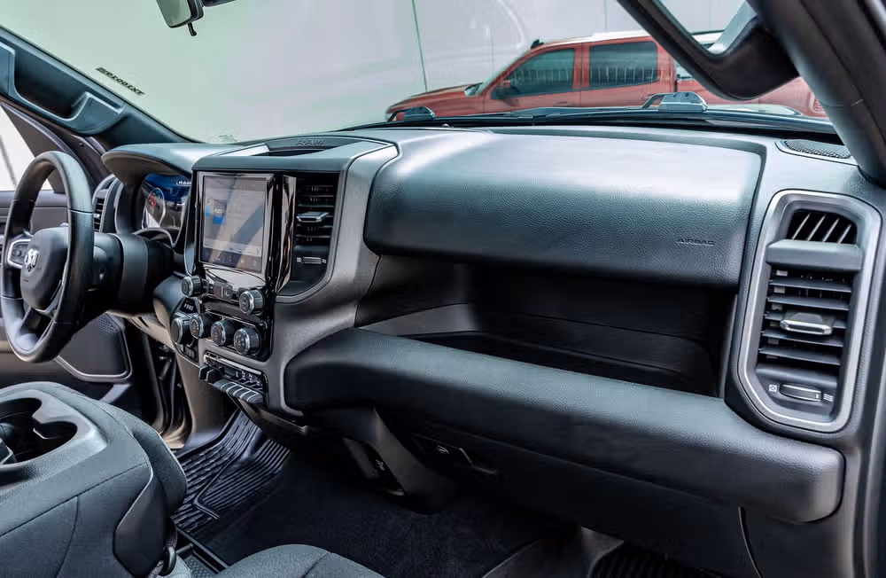 2025 Ram 1500 Warlock Crew Cab Image 18