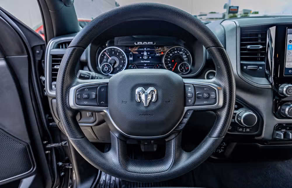 2025 Ram 1500 Warlock Crew Cab Image 19