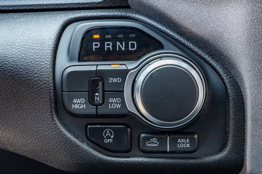 2025 Ram 1500 Warlock Crew Cab Image 24