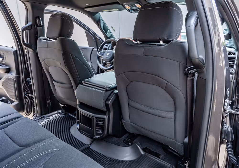 2025 Ram 1500 Warlock Crew Cab Image 34
