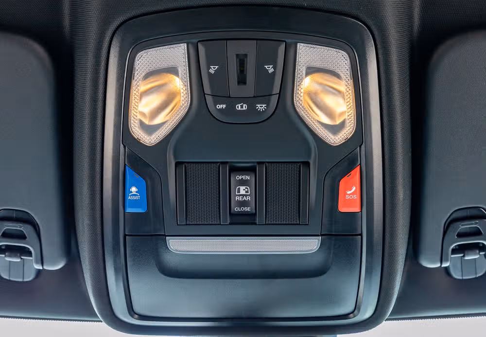 2025 Ram 1500 Warlock Crew Cab Image 31