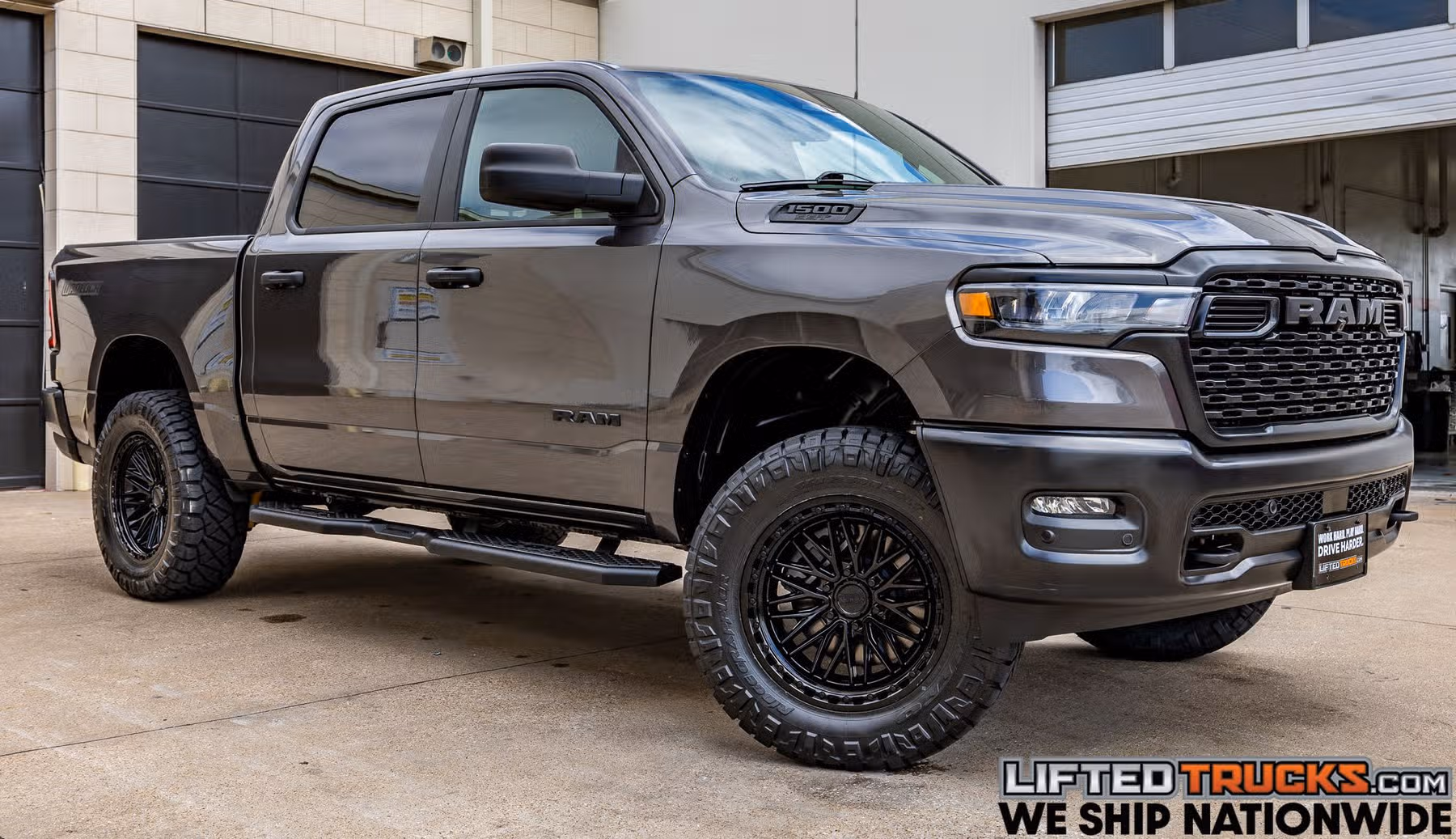 2025 Ram 1500 Warlock Crew Cab Image 1