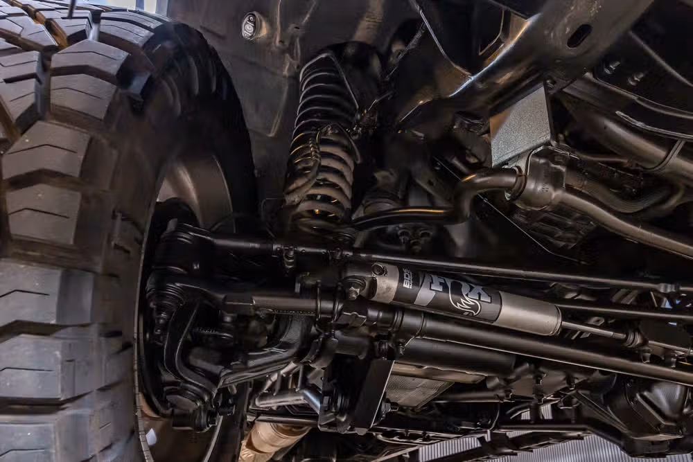 2023 Ford F-350 Super Duty Lariat Chassis Crew Cab Image 12