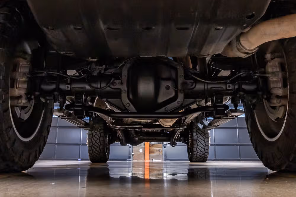 2023 Ford F-350 Super Duty Lariat Chassis Crew Cab Image 14