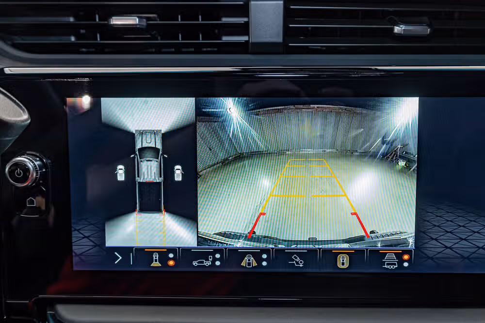 2026 GMC Sierra 2500HD AT4X Crew Cab Image 23