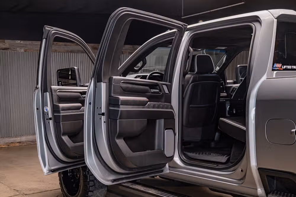 2026 GMC Sierra 2500HD AT4X Crew Cab Image 32