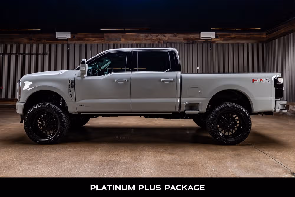2026 Ford F-250 Super Duty Platinum Plus Crew Cab Image 6