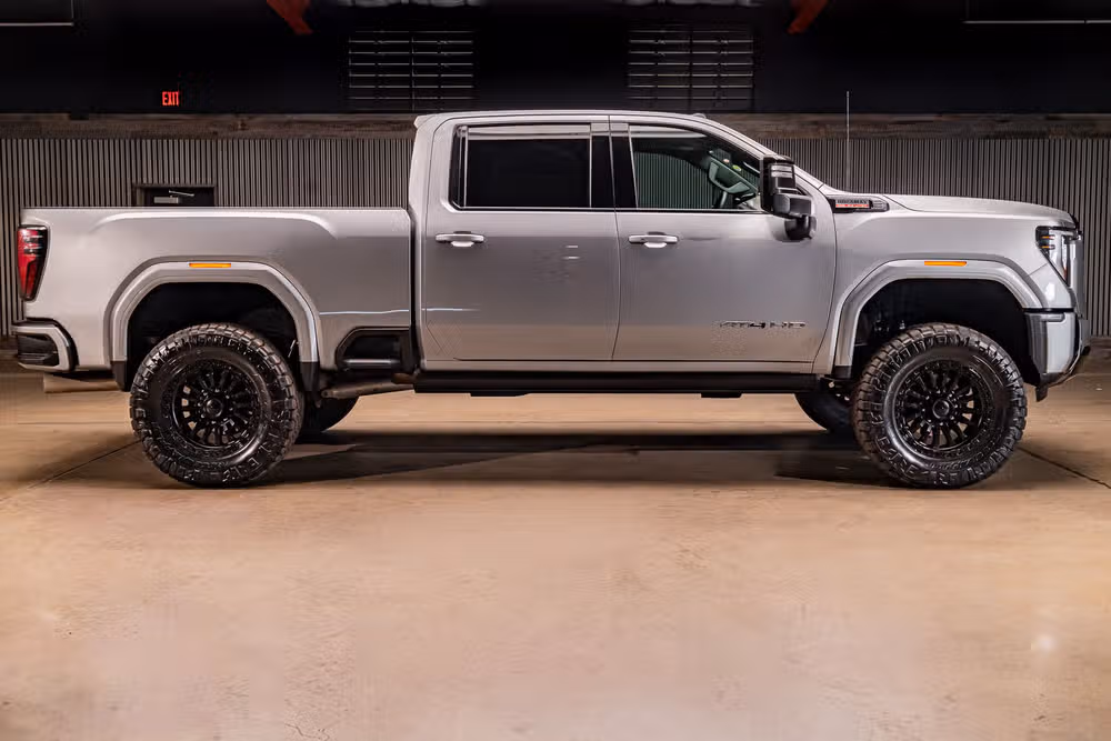 2026 GMC Sierra 2500HD AT4 Crew Cab Image 11