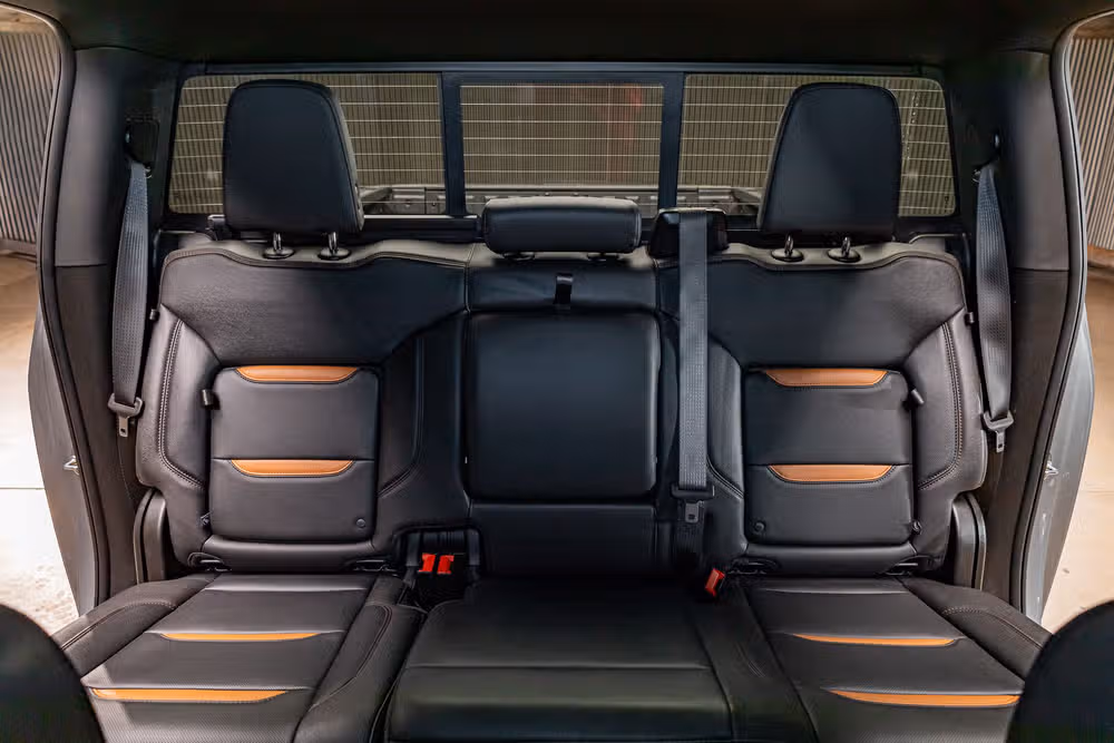2026 GMC Sierra 2500HD AT4 Crew Cab Image 24