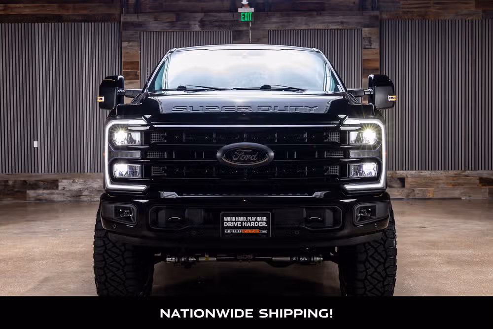 2024 Ford F-250 Super Duty Lariat Crew Cab Image 4