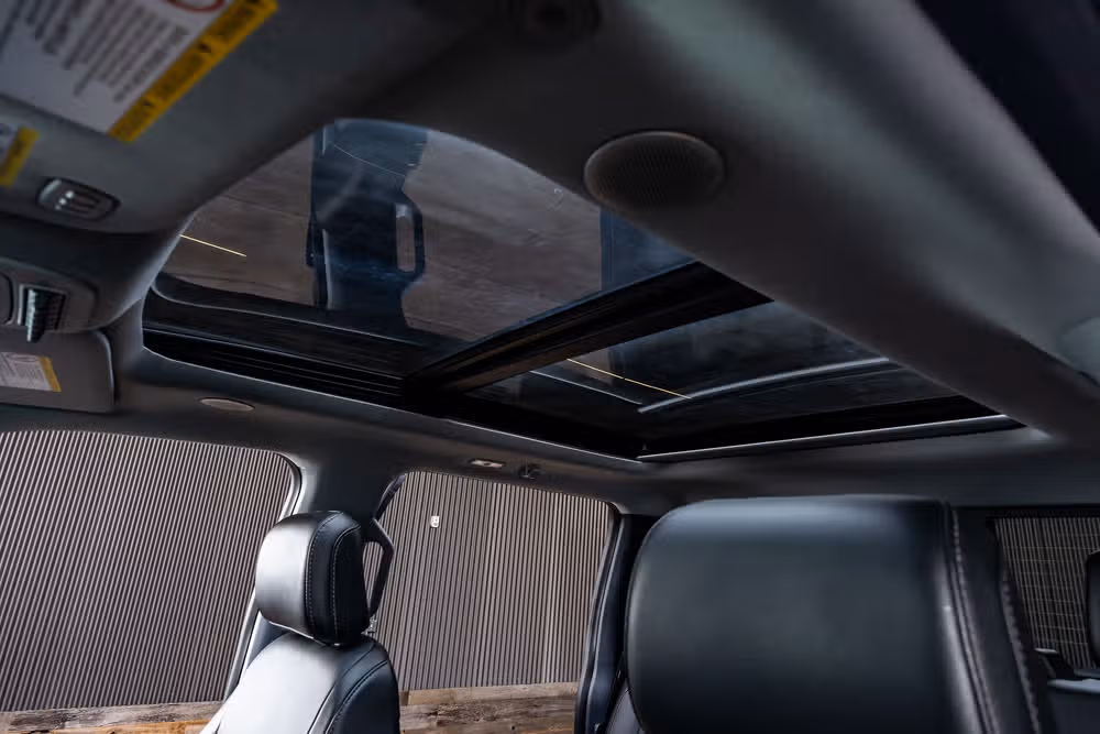 2024 Ford F-250 Super Duty Lariat Crew Cab Image 32