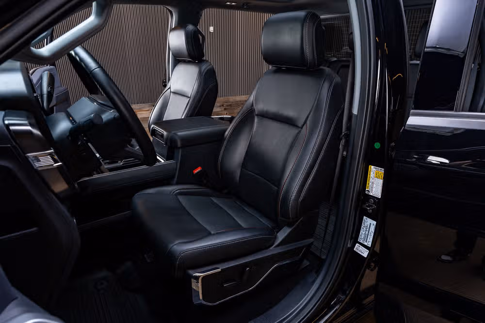 2024 Ford F-250 Super Duty Lariat Crew Cab Image 31
