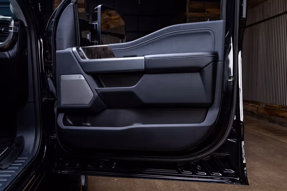 2024 Ford F-250 Super Duty Lariat Crew Cab Image 39