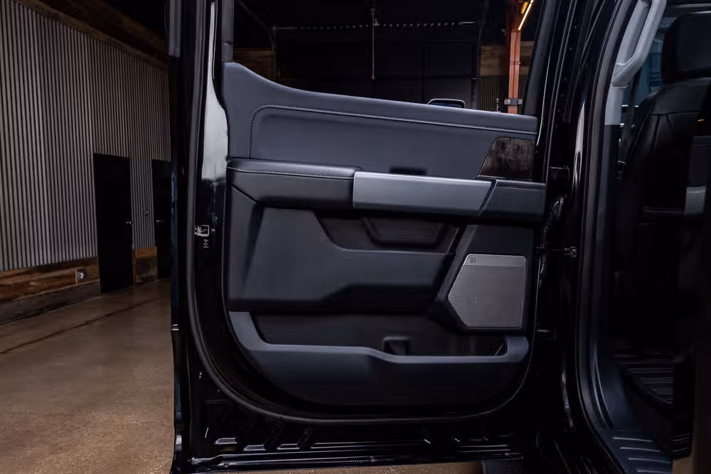 2024 Ford F-250 Super Duty Lariat Crew Cab Image 40