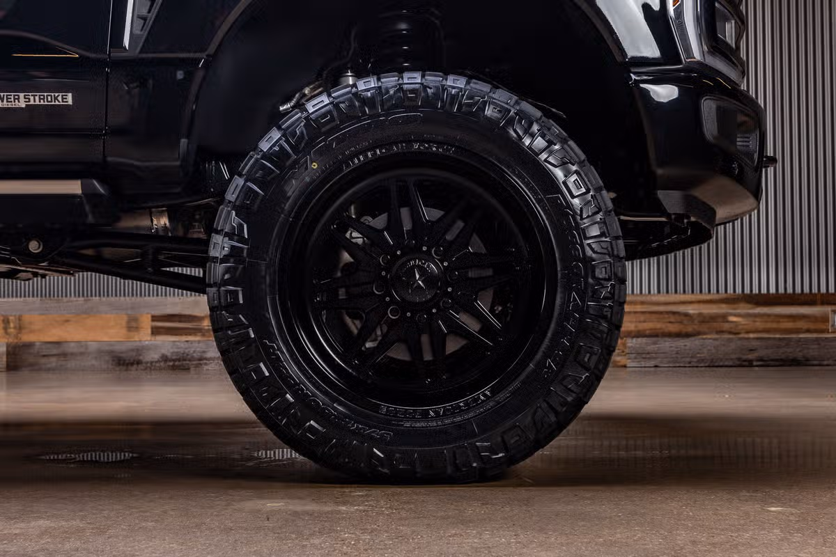 2024 Ford F-250 Super Duty Lariat Crew Cab