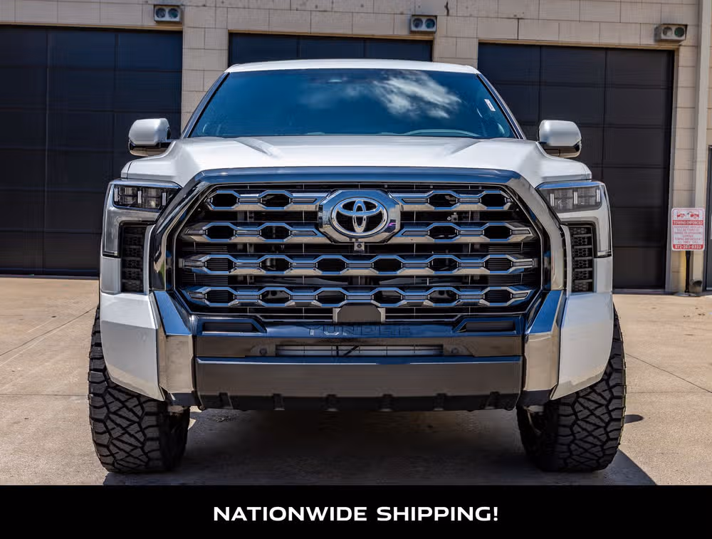 2025 Toyota Tundra Platinum CrewMax Image 4