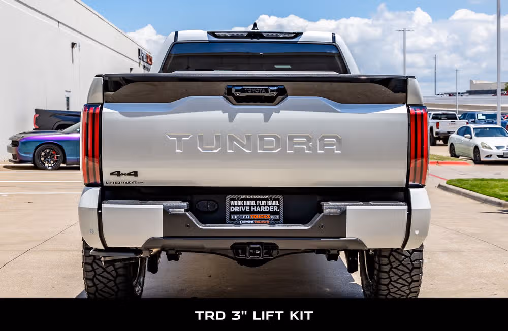 2025 Toyota Tundra Platinum CrewMax Image 8