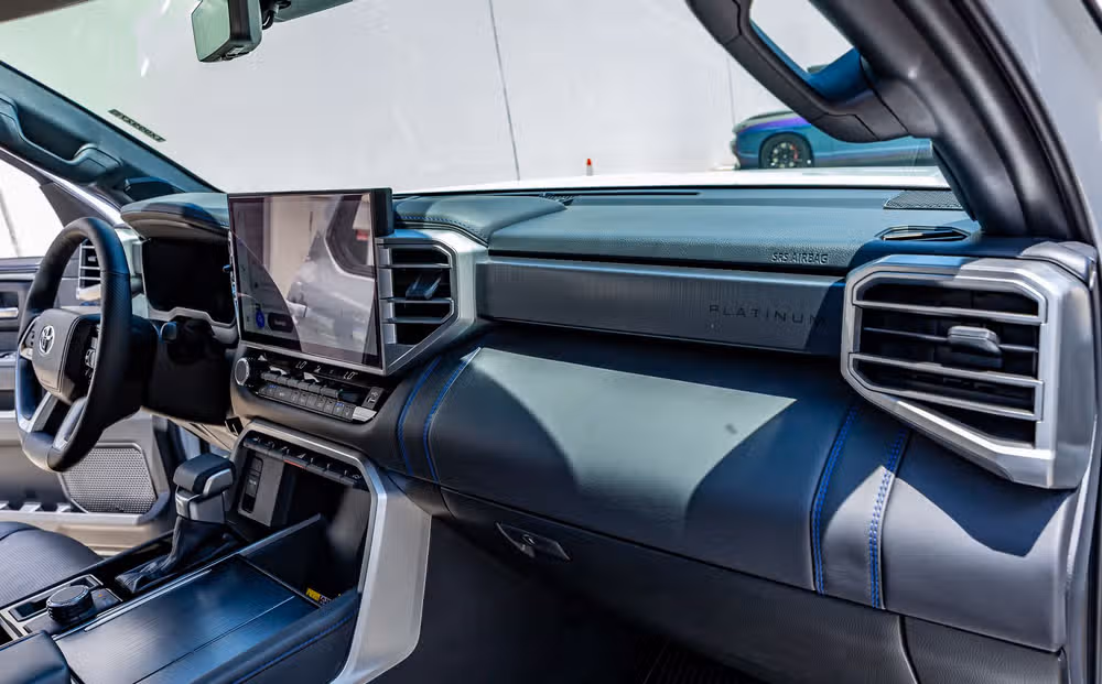 2025 Toyota Tundra Platinum CrewMax Image 18