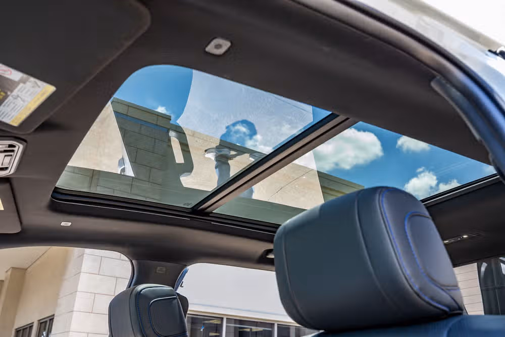 2025 Toyota Tundra Platinum CrewMax Image 32