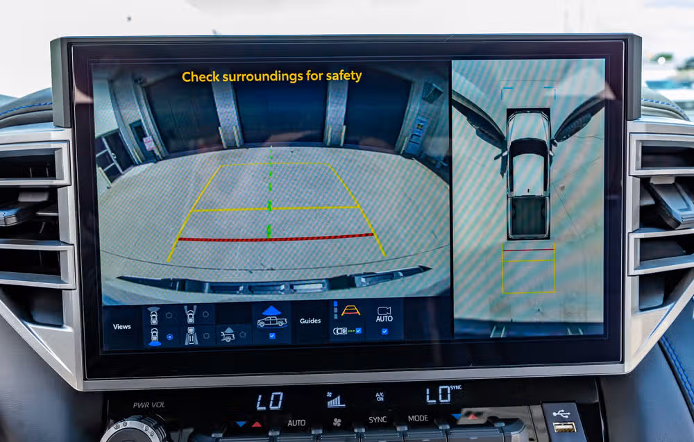 2025 Toyota Tundra Platinum CrewMax Image 26