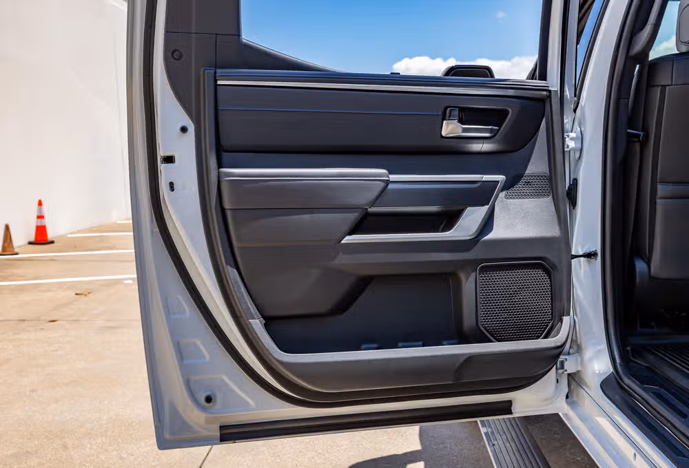 2025 Toyota Tundra Platinum CrewMax Image 40