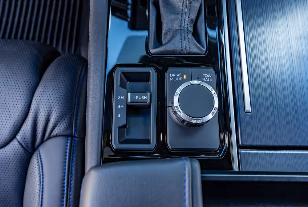 2025 Toyota Tundra Platinum CrewMax Image 28
